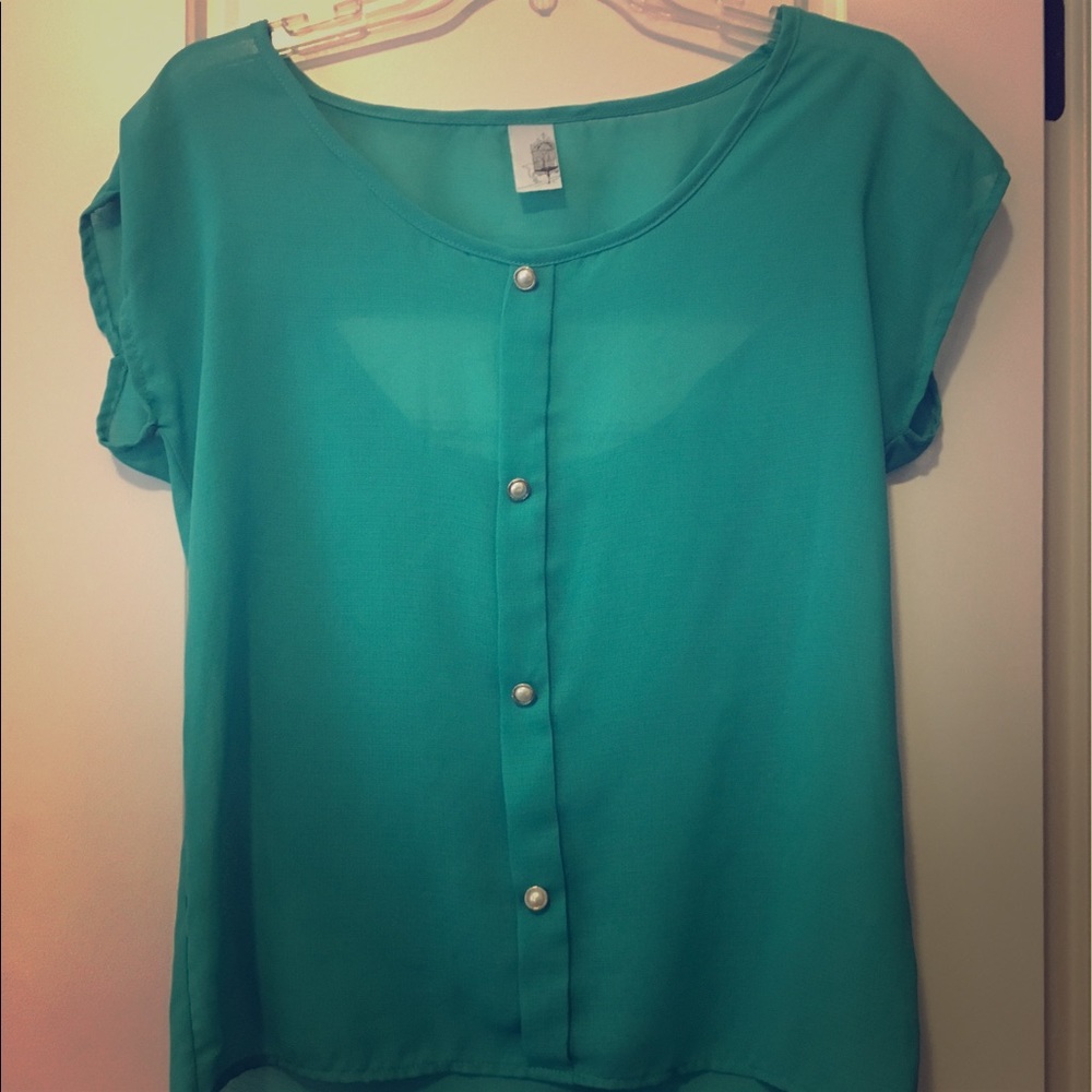 GUC teal top